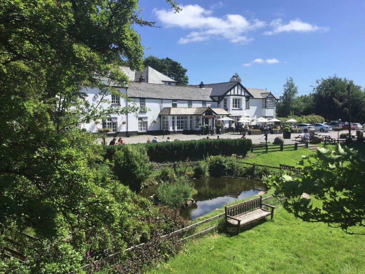 Two Bridges Hotel Exterior foto