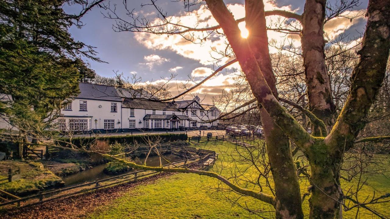 Two Bridges Hotel Exterior foto