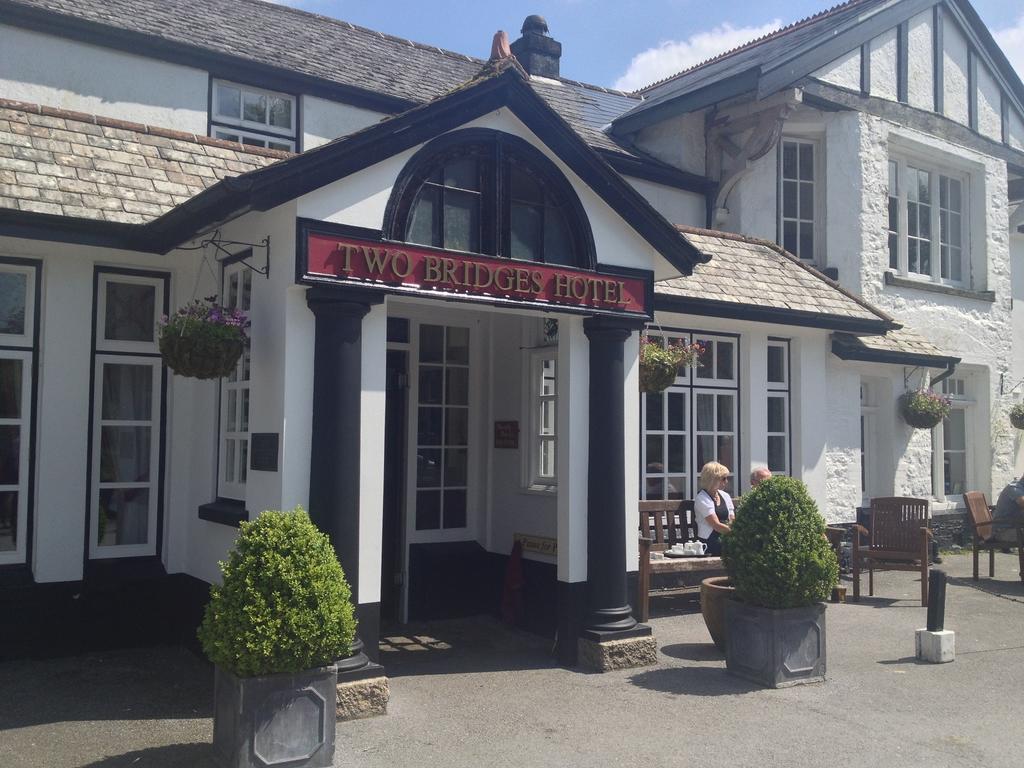 Two Bridges Hotel Exterior foto